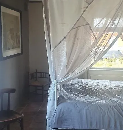 Waard לינה וארוחת בוקר